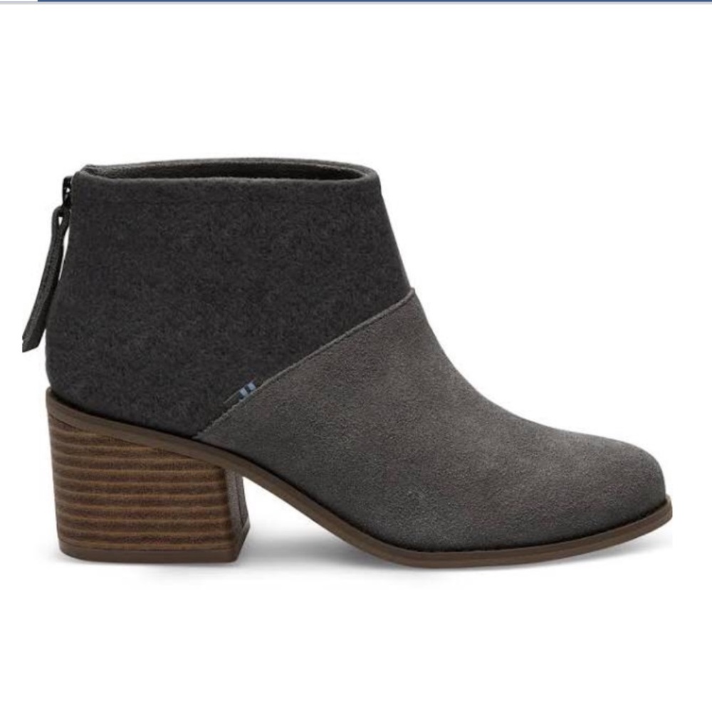Brand new in box Toms Lacy bootie size 8